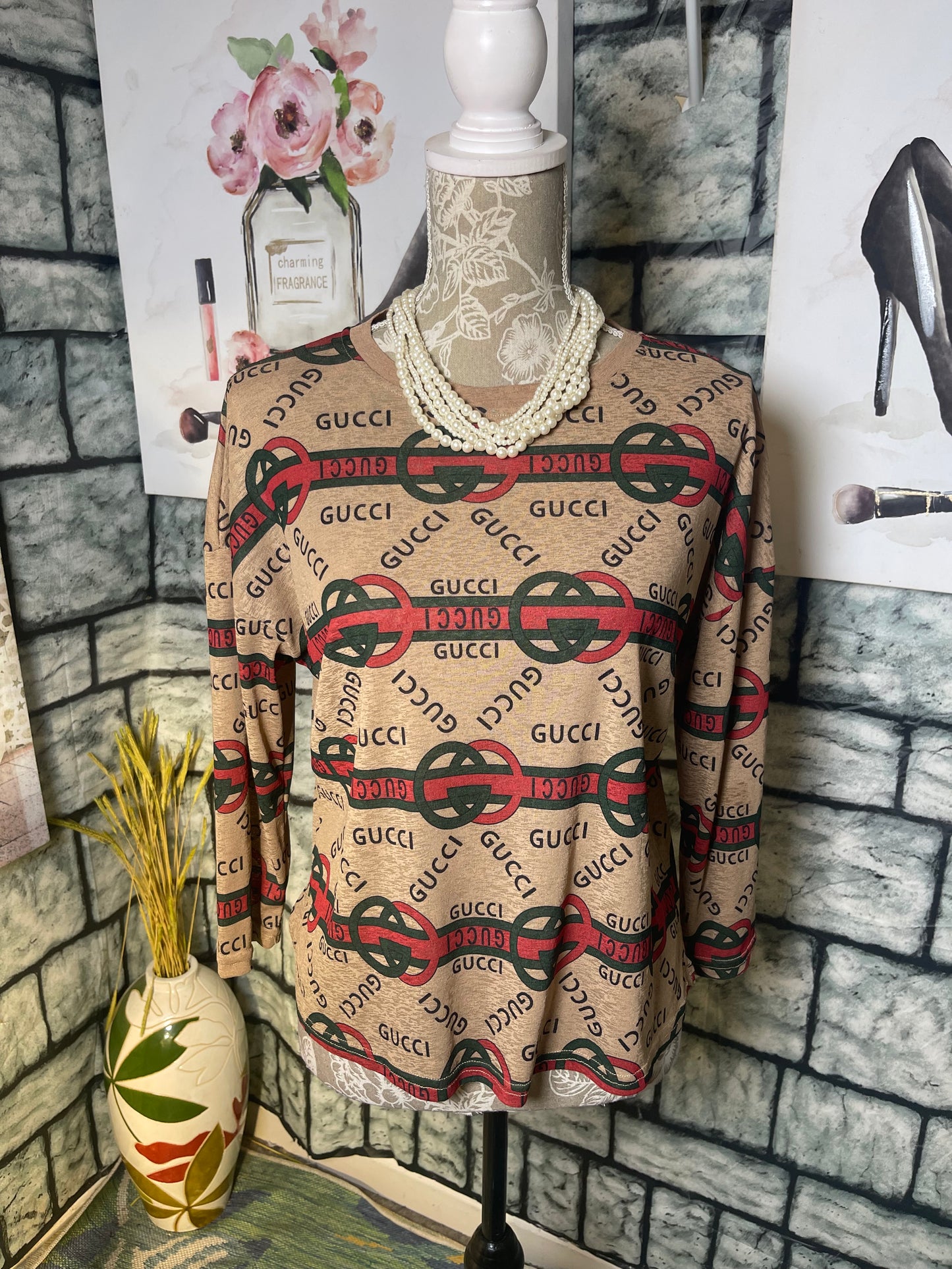 "GG" Brown Red Shirt Women sz Medium
