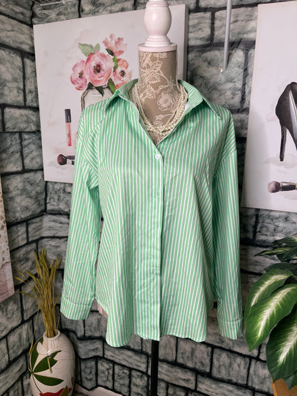 Green White Button Shirt Women sz Medium