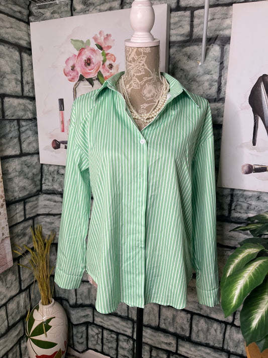 Green White Button Shirt Women sz Medium