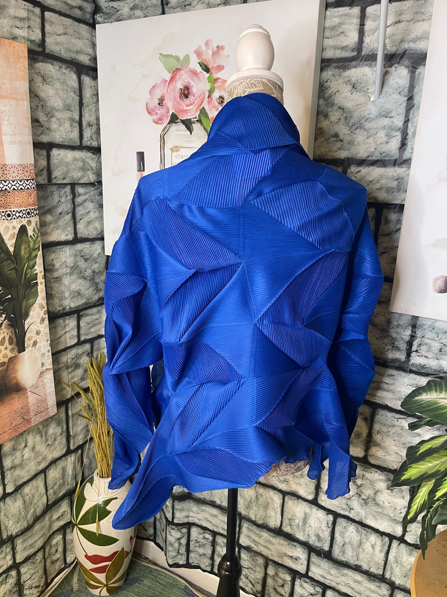 Veeca Blue Cover Blouse Women sz Small / Medium