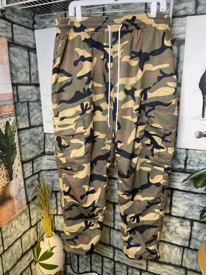 Green Camo Pants Women sz 2XL