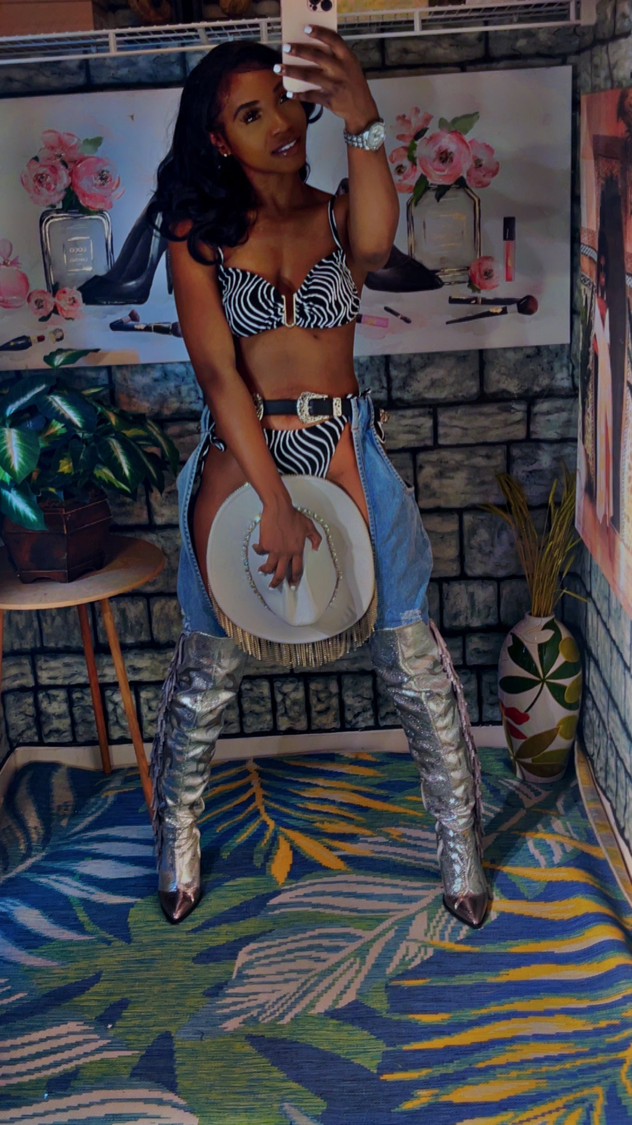 Black white swimsuit women sz medium