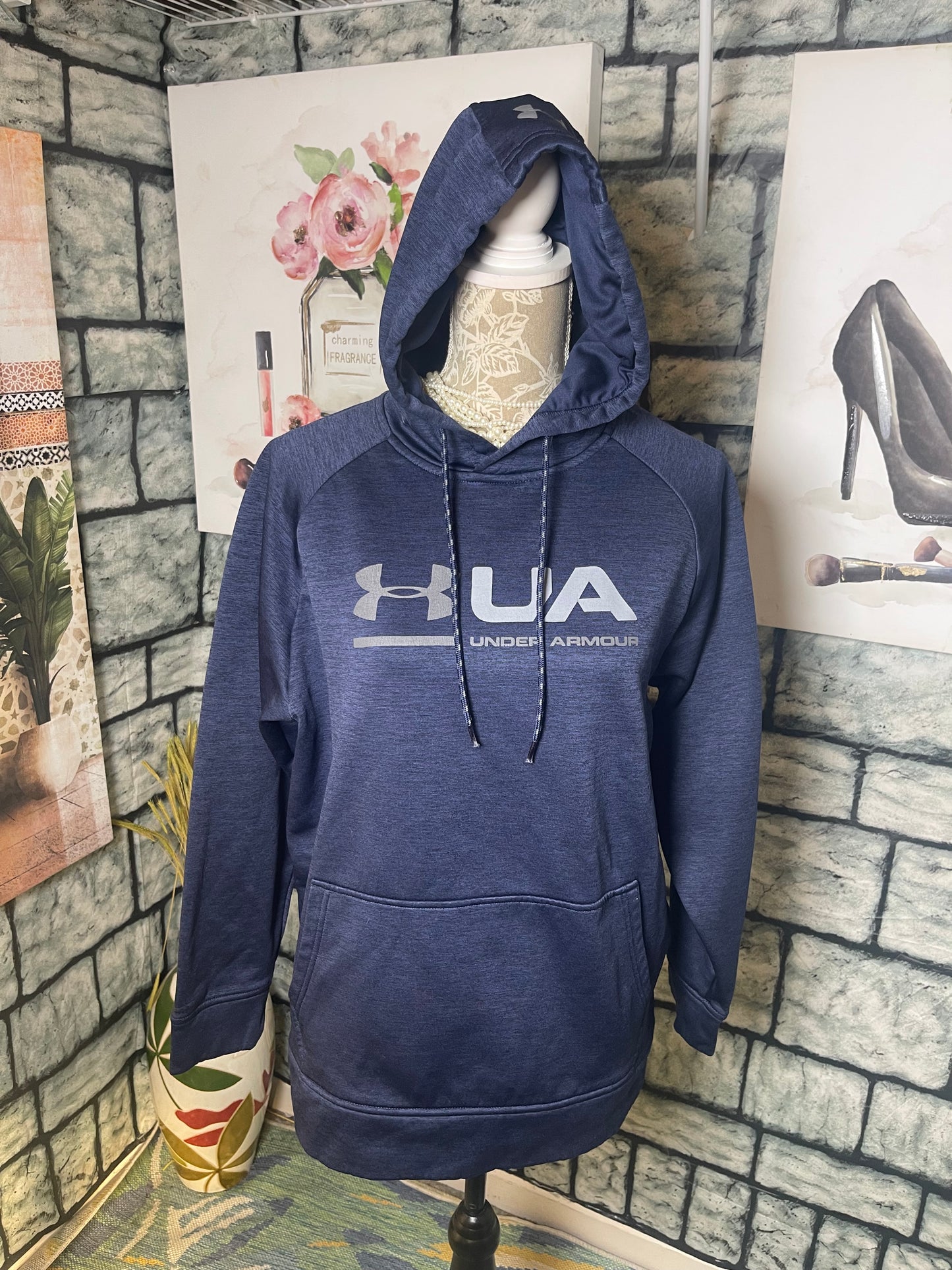 Under Armour Blue Hoodie Women sz Medium