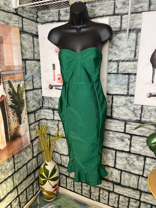 Pretty Little Thing Green Dress Women sz 4