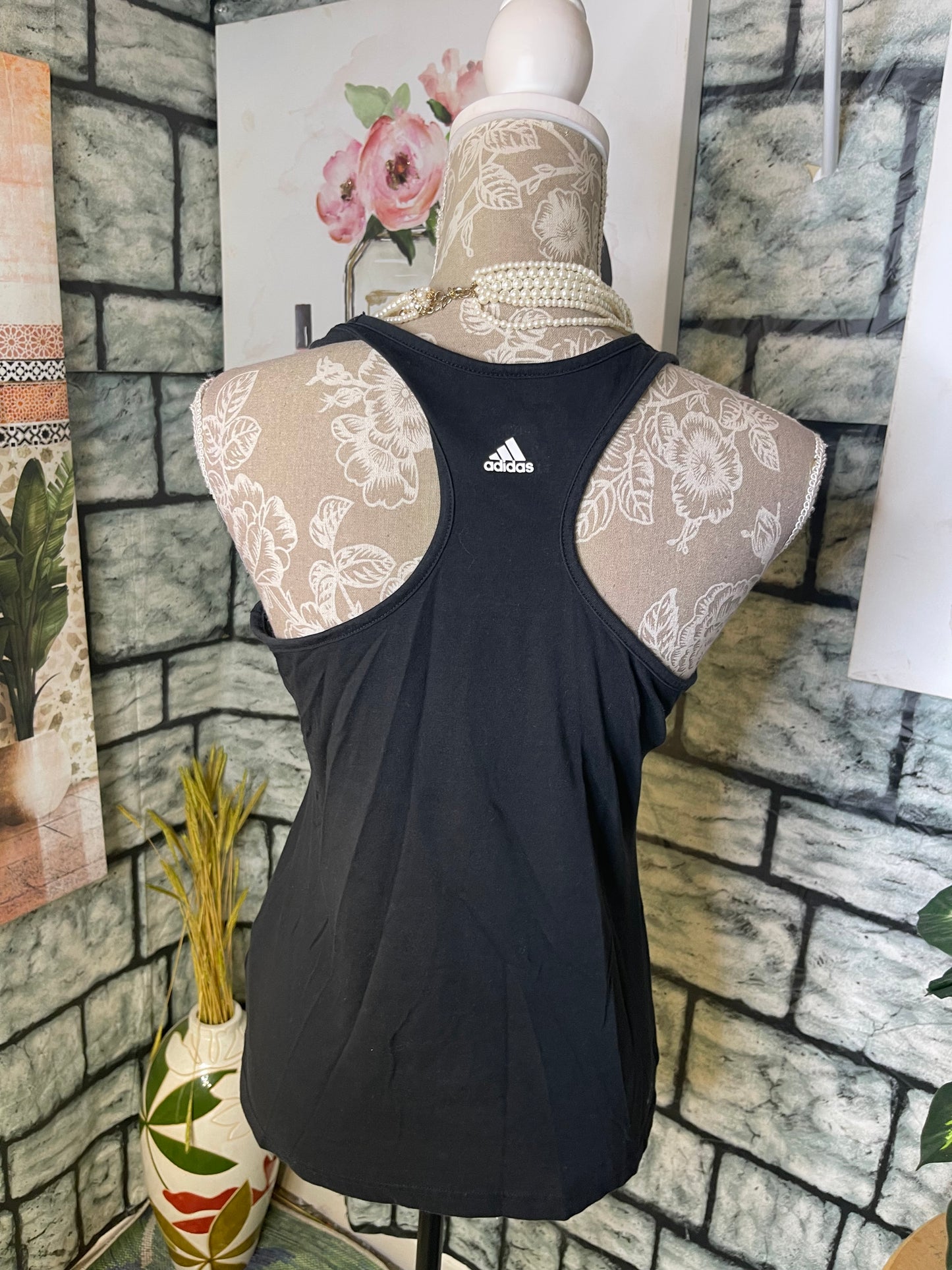 Adidas Black Tank Women sz Medium
