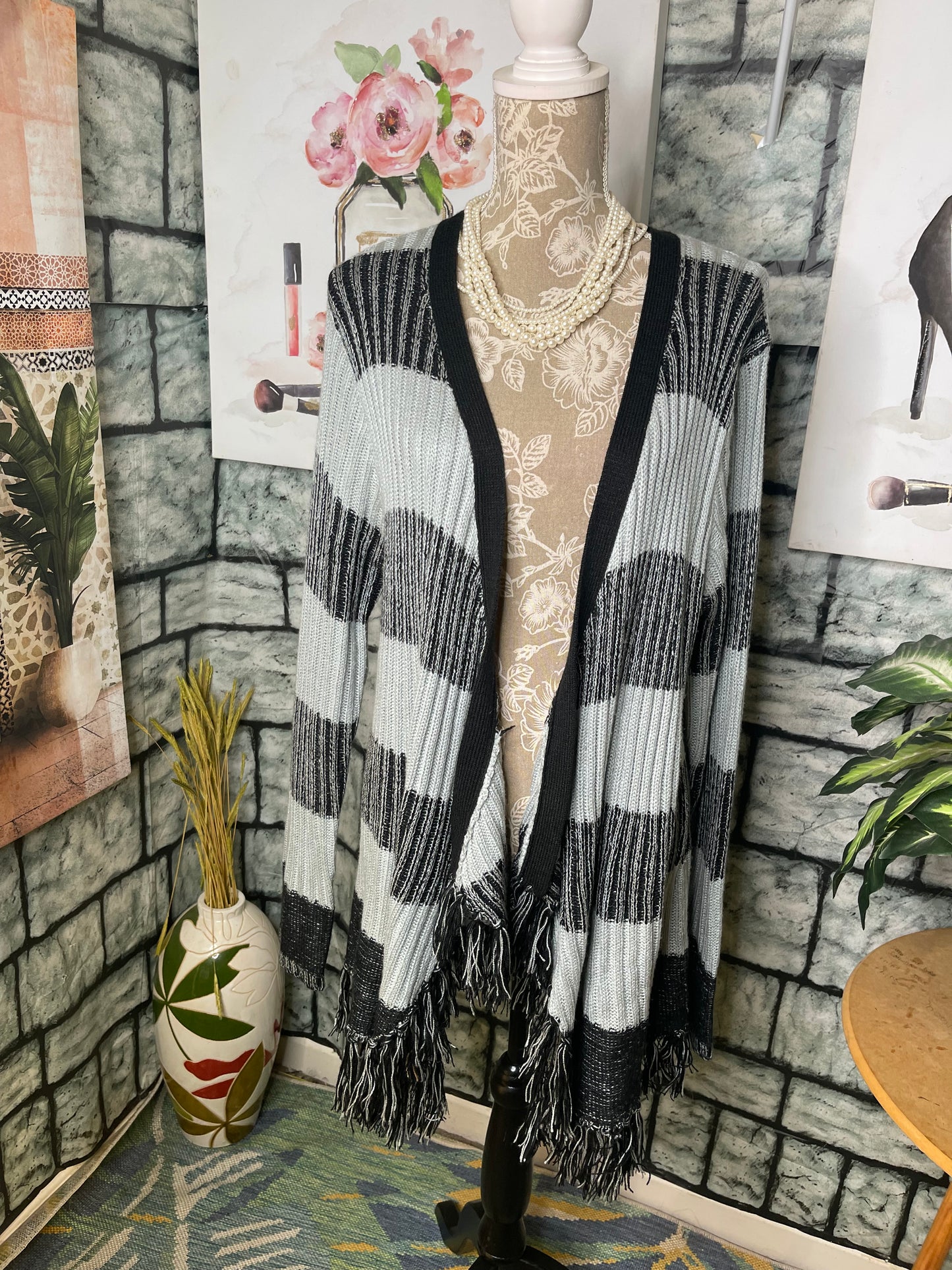 Extra Touch Gray Black Sweater Women sz 2XL