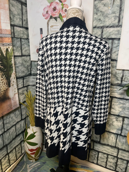 NEW Isaac Mizarahi Black White Cardigan Women sz Medium