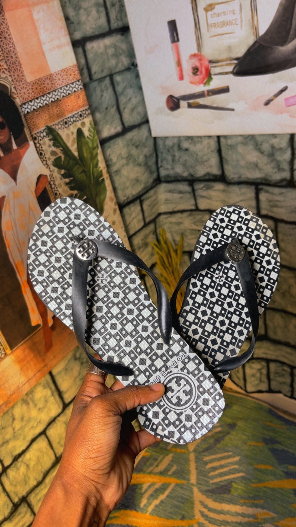 Tory Burch Black White Sandals Women sz 9