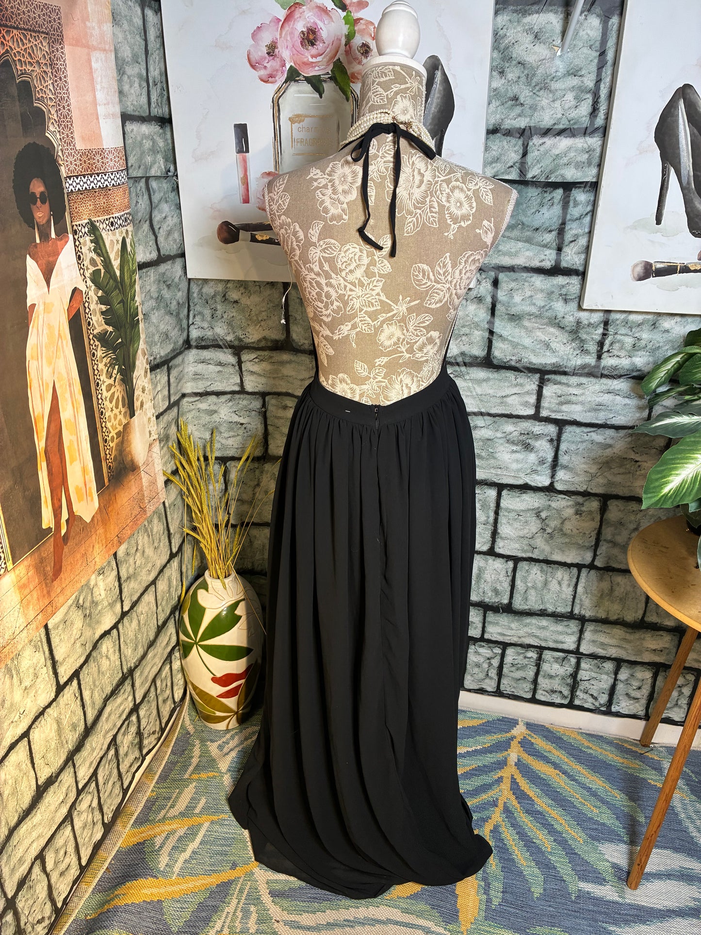 Fashion Nova Black Floral Dress Women sz Medium