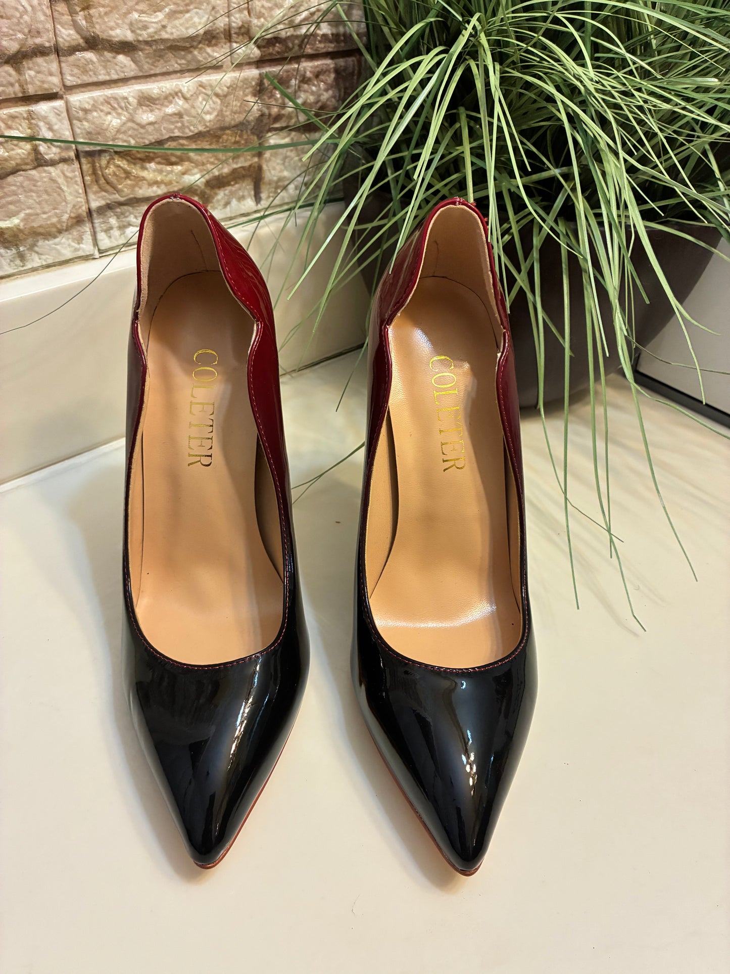 NEW Coleter Red Black Heels Women sz 6.5