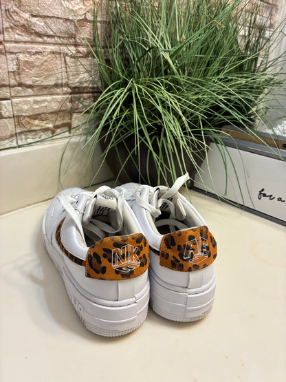 Nike Air Force White Print Women sz 8.5
