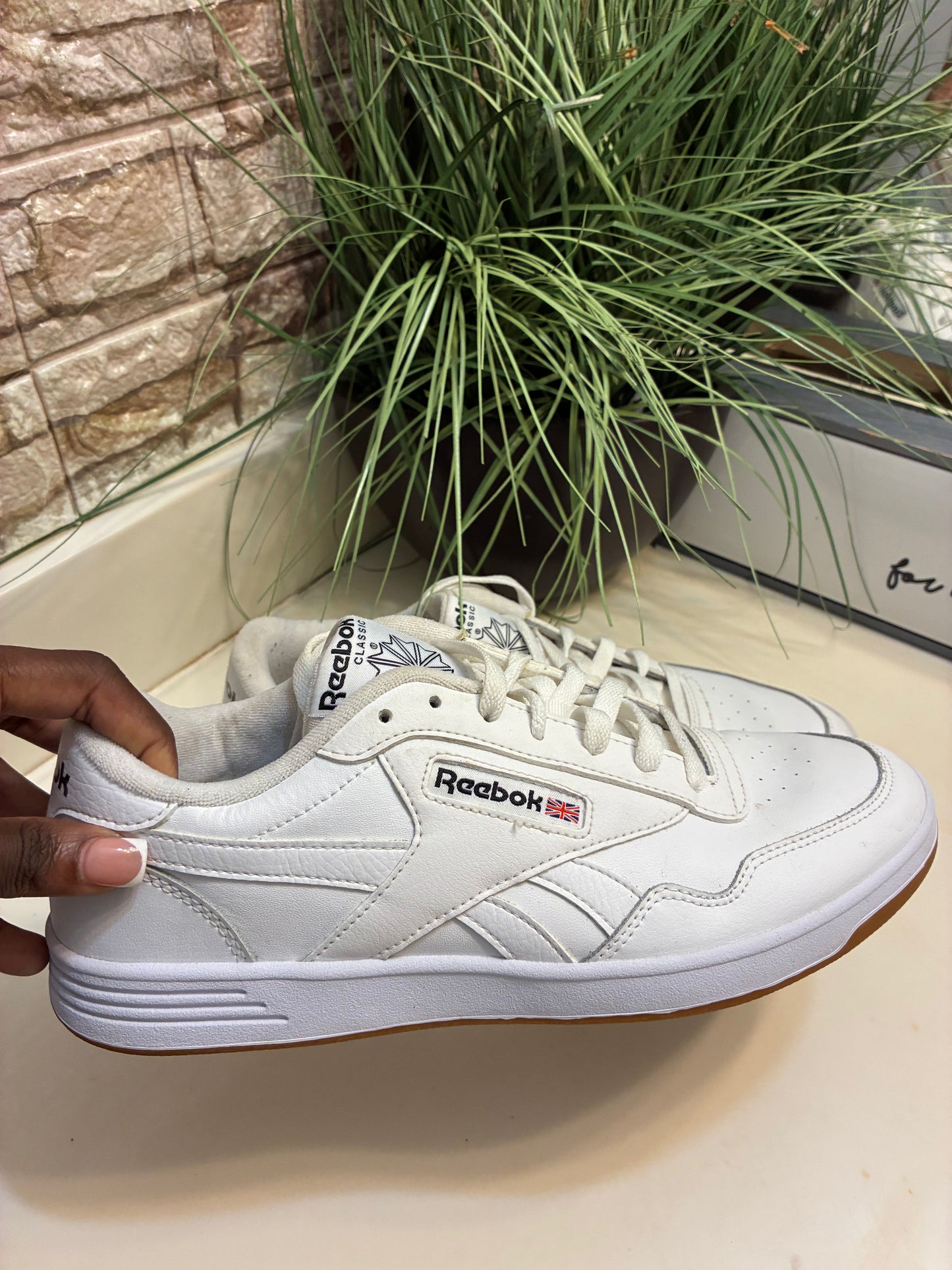 Reebok White Men sz 9.5