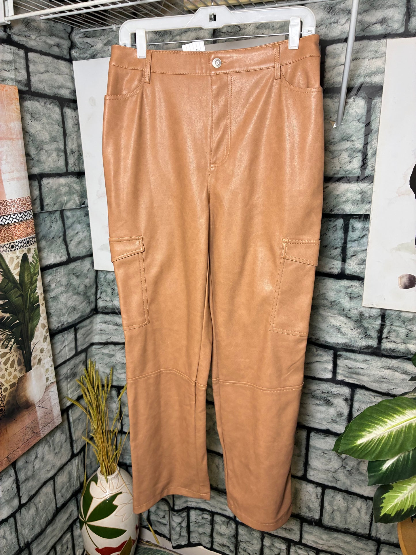 Bagatelle Tan Leather Pants Women sz Medium