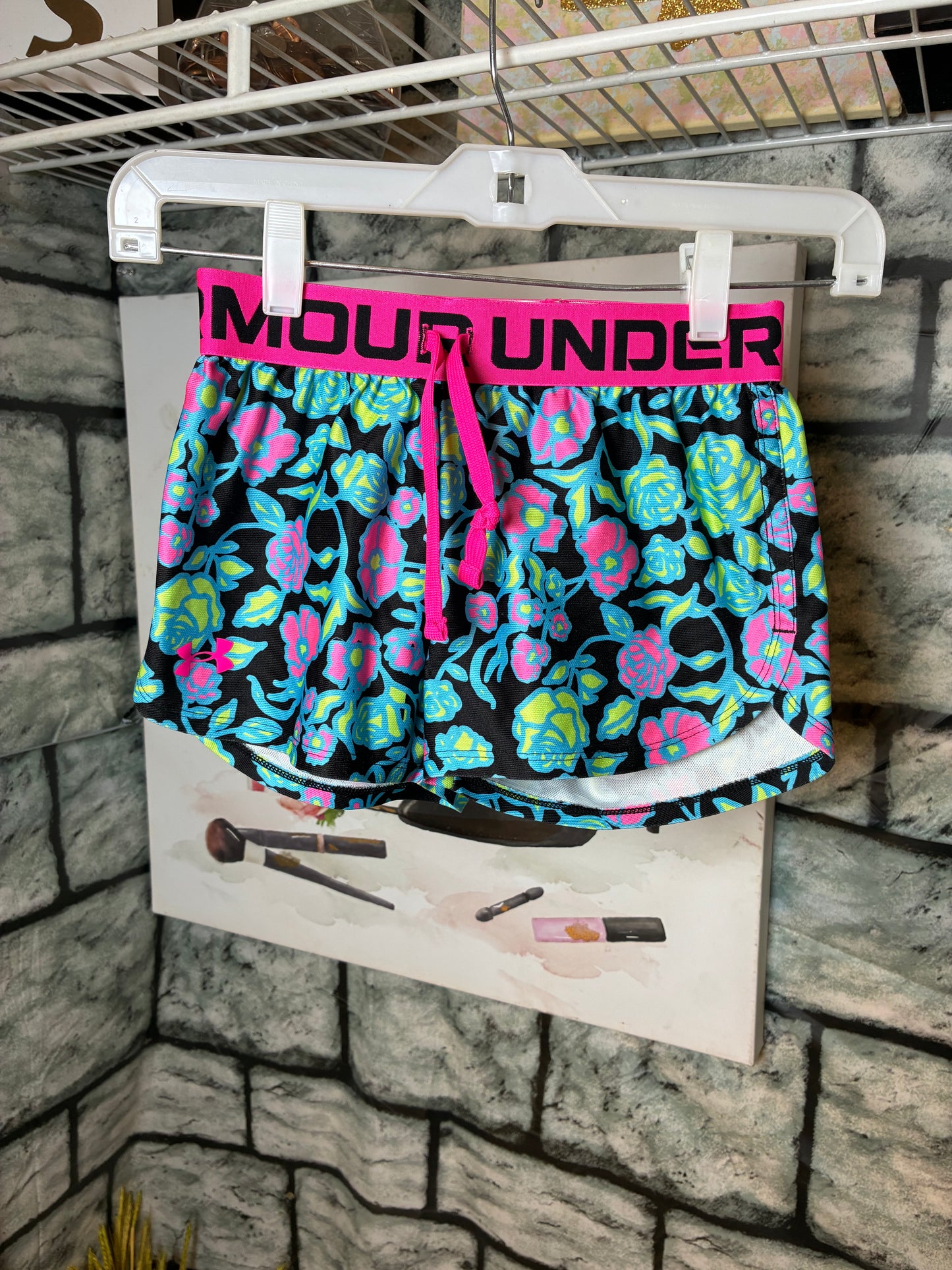Under Armour Blue Pink Floral Shorts Girls sz Small