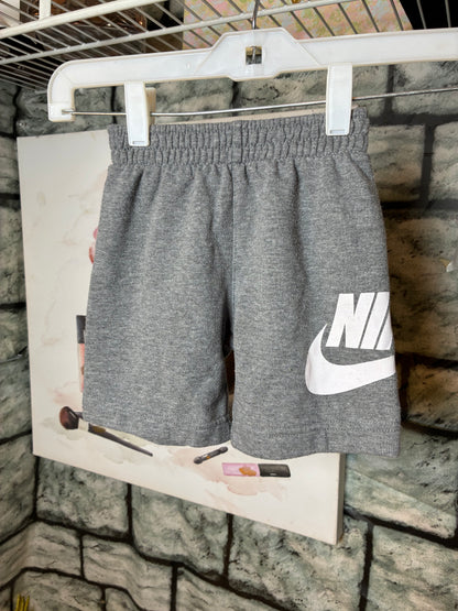 Nike Shorts Gray Boys sz 3T
