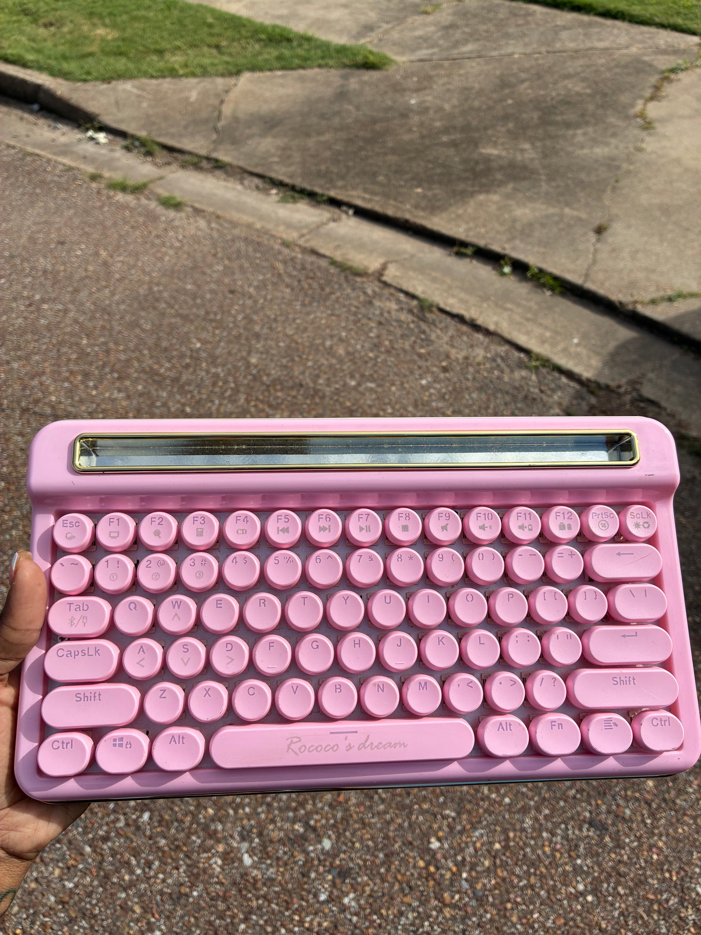 Rococo’s Dream Wireless Keyboard Pink