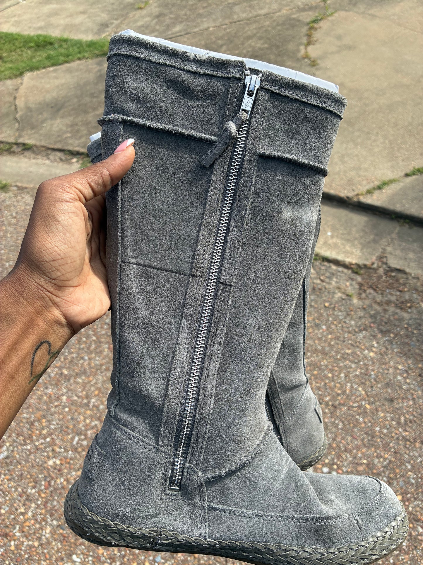 Ugg Boots Gray Women sz 7