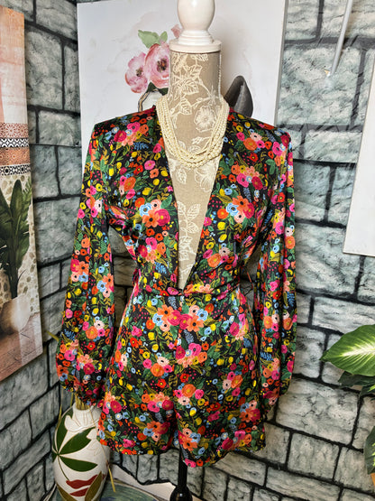 Boohoo Black Floral Romper Women sz 6