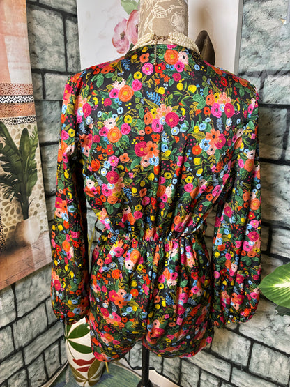 Boohoo Black Floral Romper Women sz 6