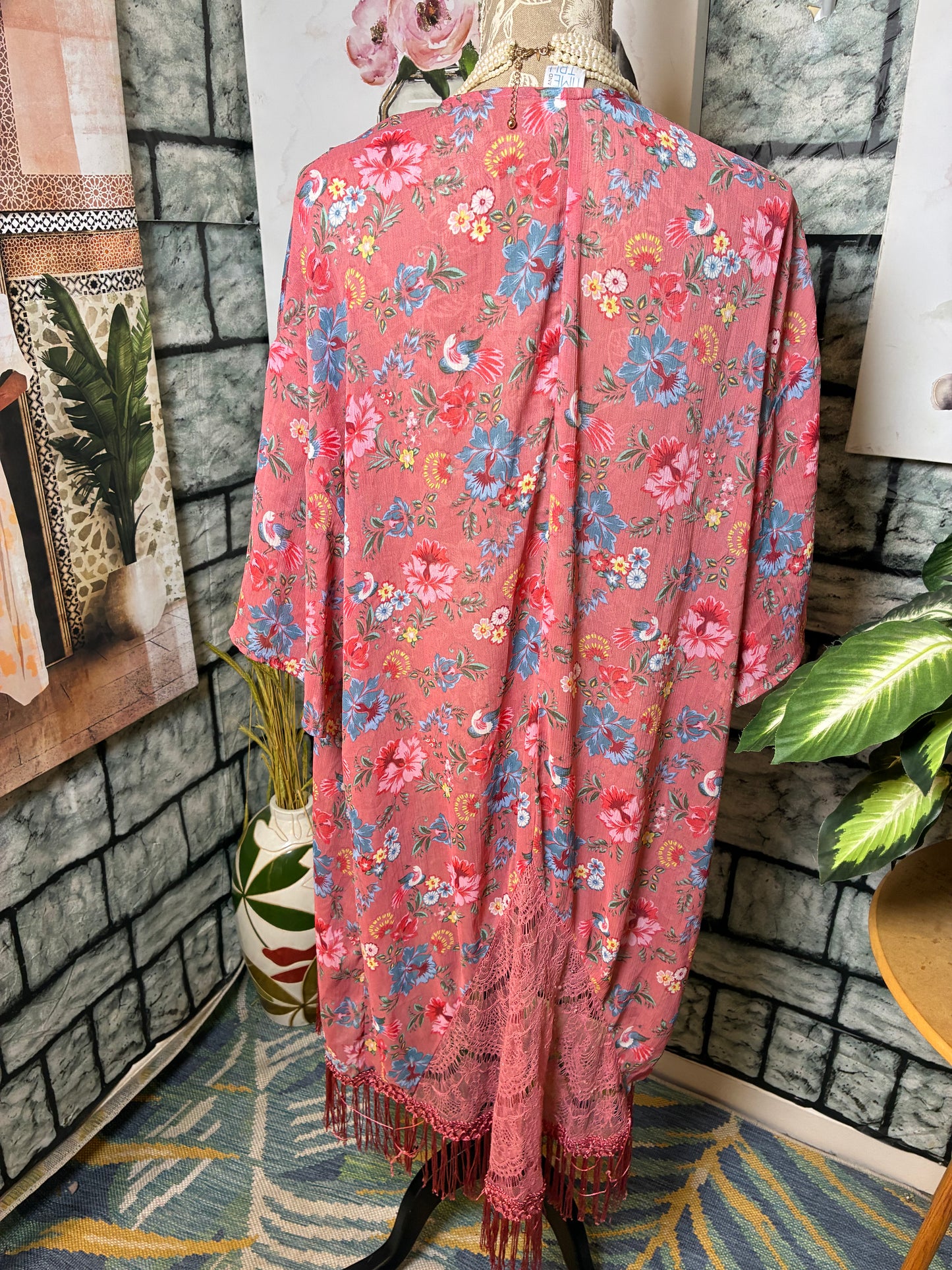 Time & Tru Pink Floral Duster Women sz Medium / Large