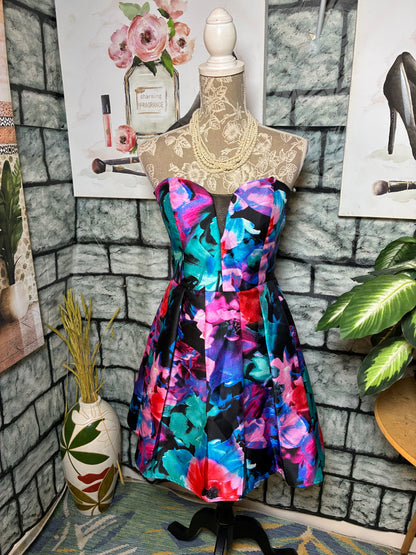 B Darlin Blue Purple Floral Dress Women sz 13/14