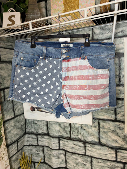 Refuge Denim American Shorts Women sz 18