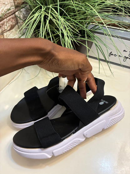 NEW Apana Black White Sandals Women sz 10