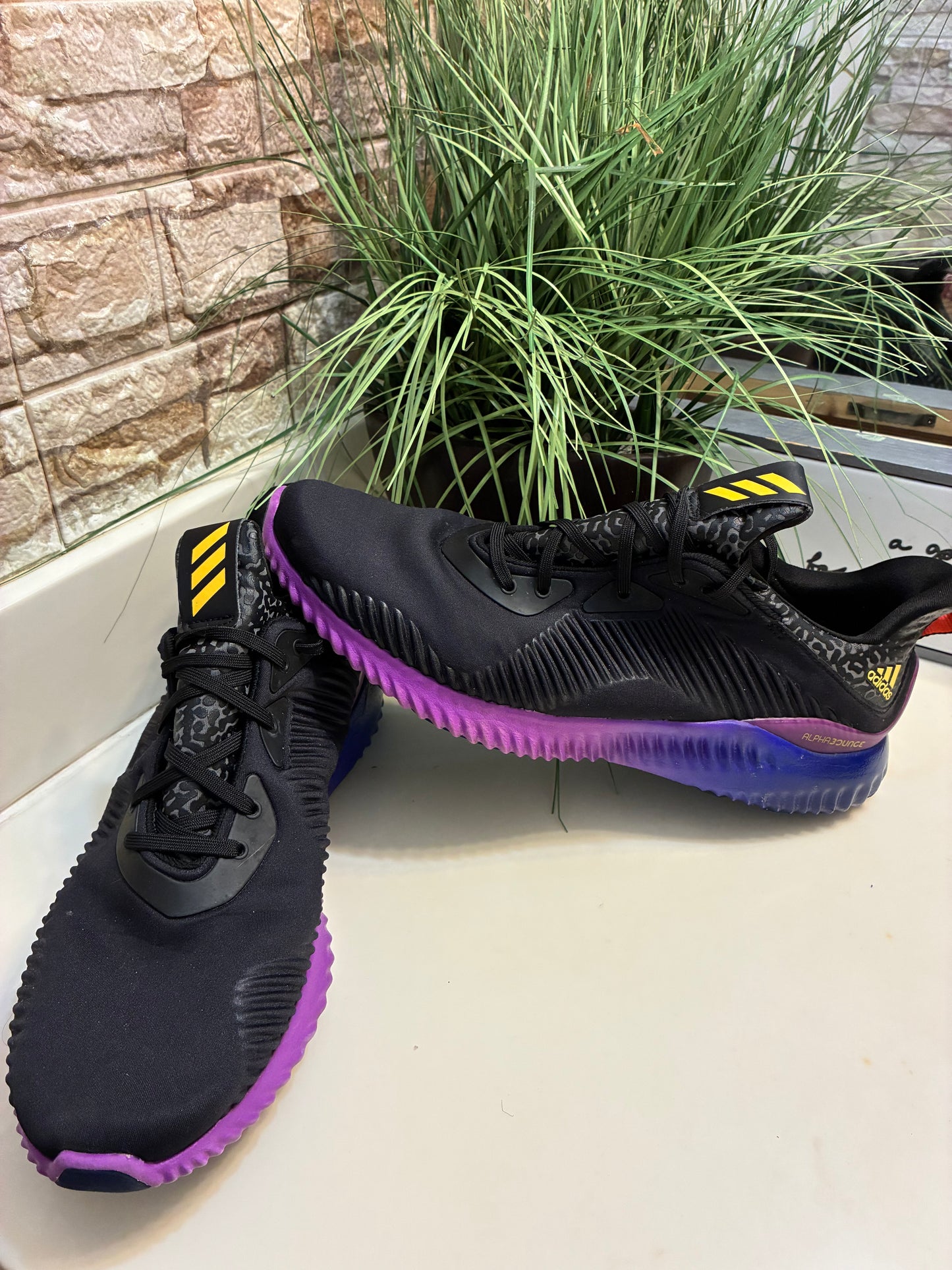 Adidas Black Purple Men sz 11.5