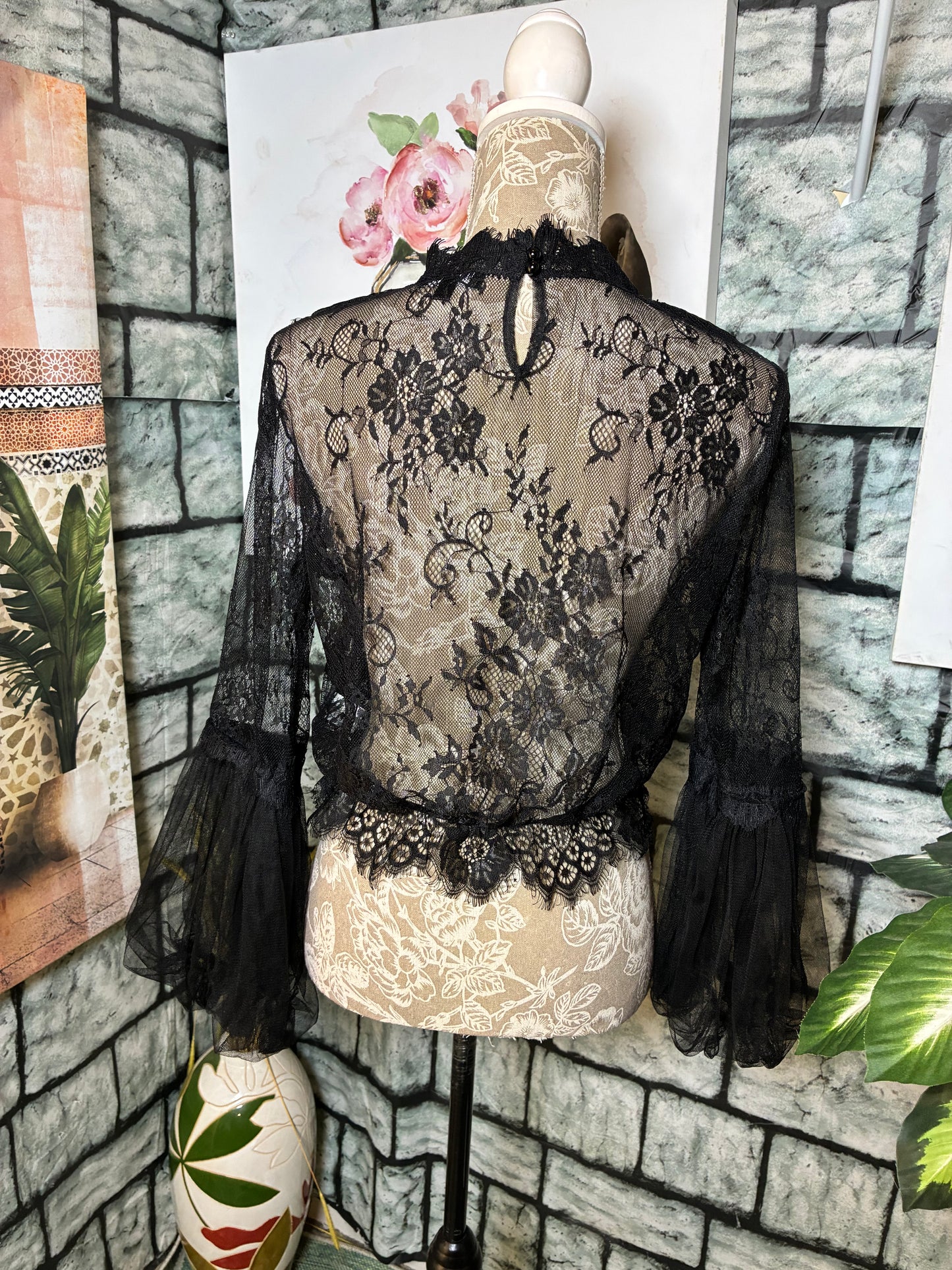 Fashion Nova Black Lace Blouse Women sz Large