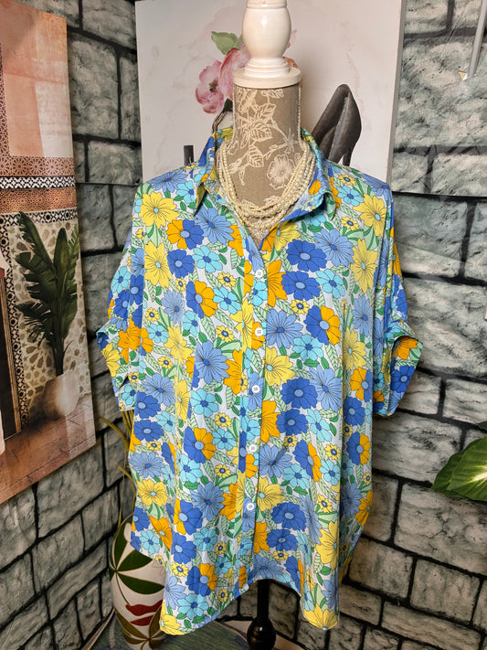 Umgee Blue Yellow Floral Blouse Women sz Medium
