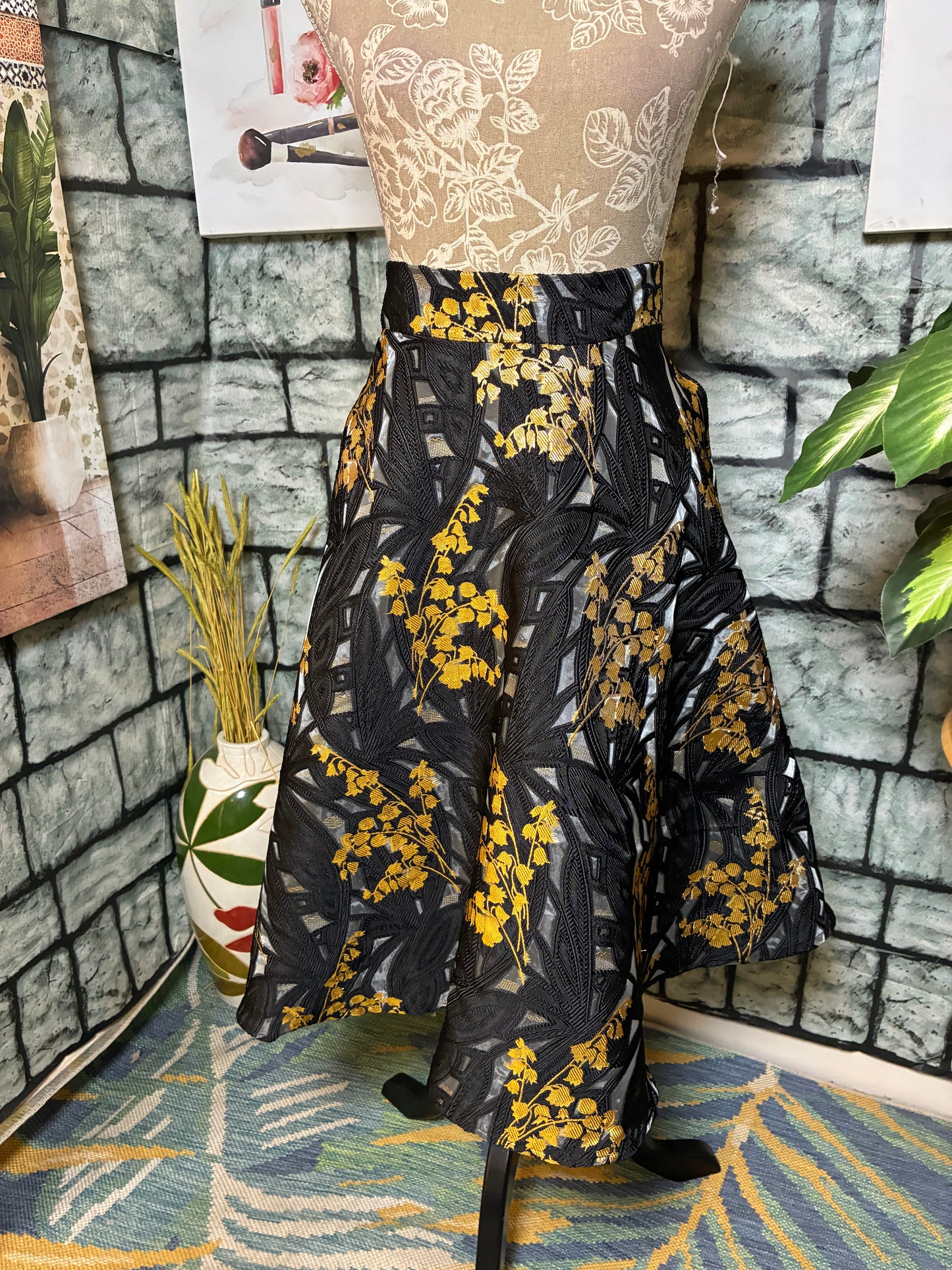 Chic Wish Black Yellow Print Skirt Women sz Large