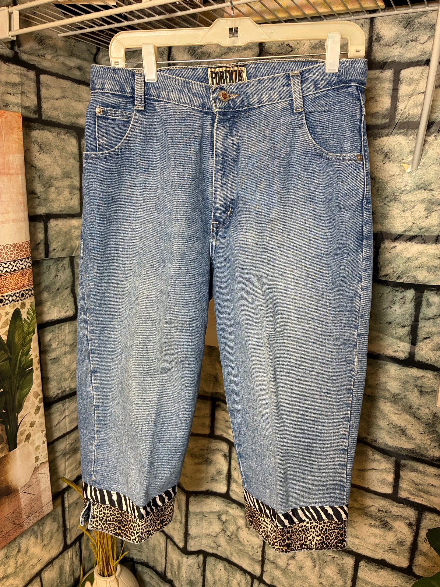 Forenza Blue Denim Capris Women sz 12