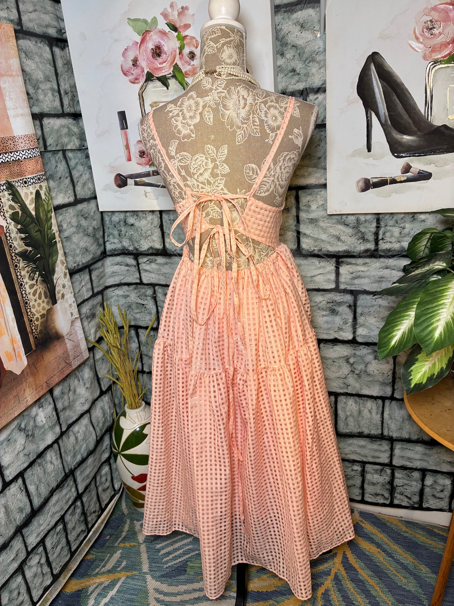 Peach Dress Women sz Medium / Large