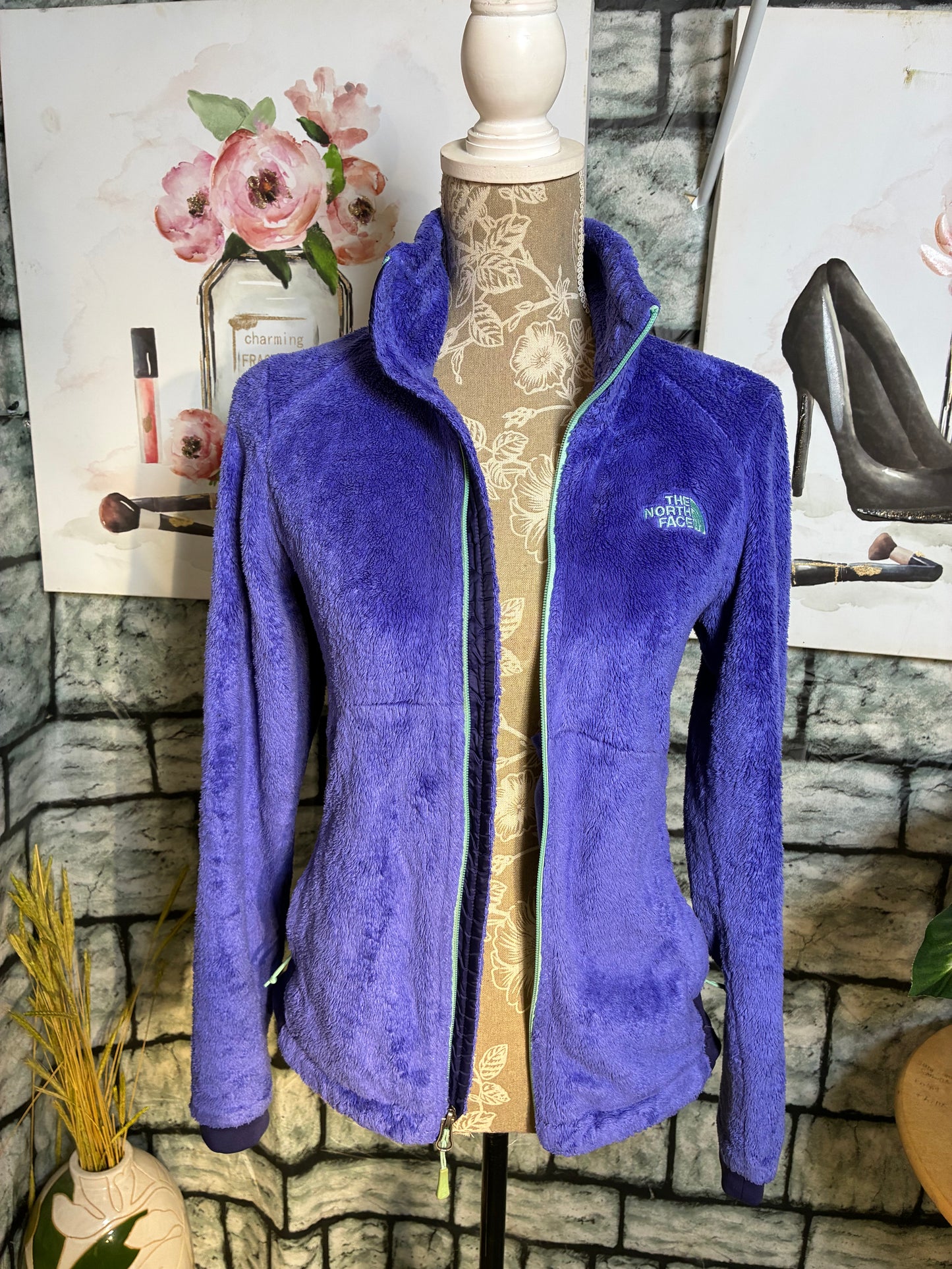 The North Face Purple Jacket Women sz Small