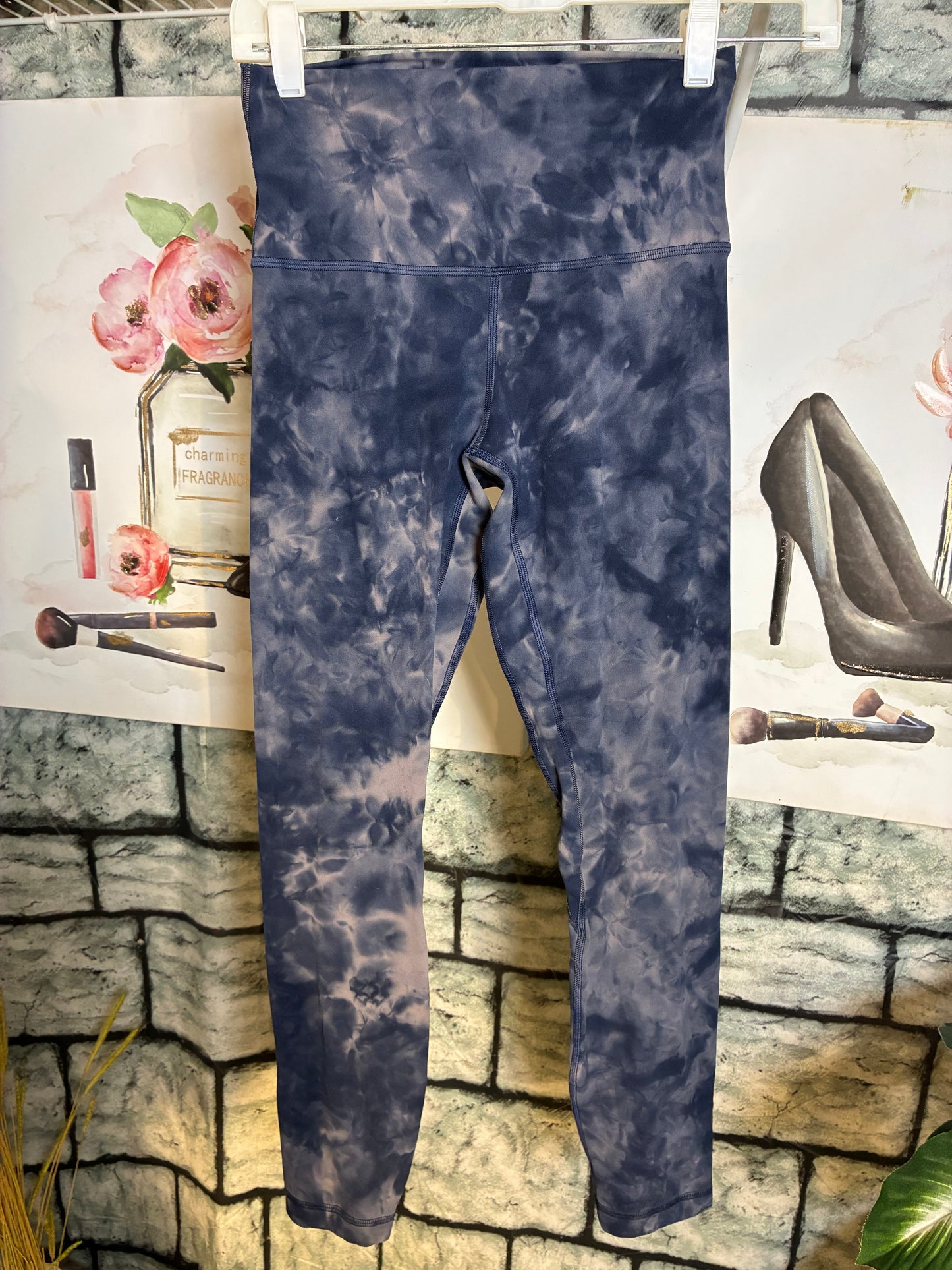 Lululemon Blue Tights Women sz 4