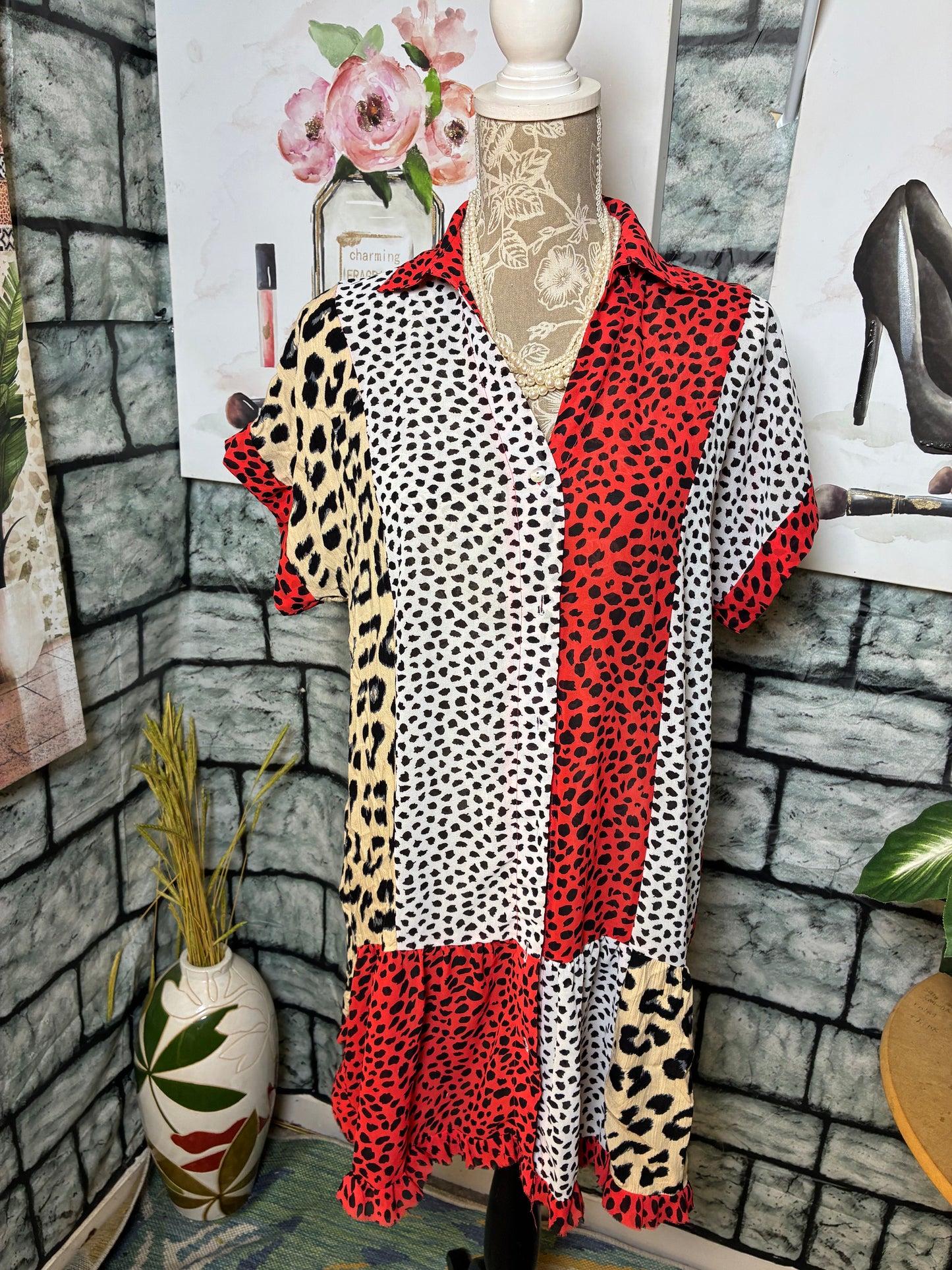 Umgee Red Beige Print Button Shirt Dress Women sz Medium