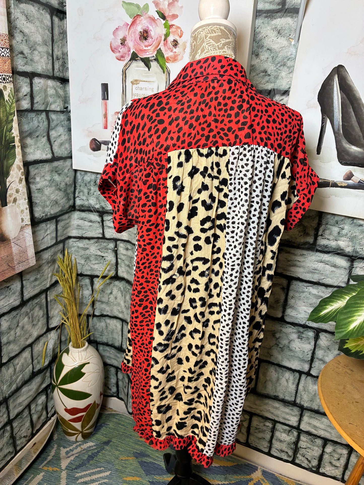 Umgee Red Beige Print Button Shirt Dress Women sz Medium