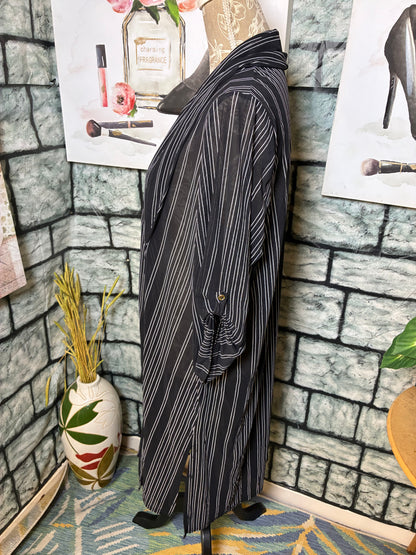 Siren Lily Black White Cover Duster Women sz 2XL
