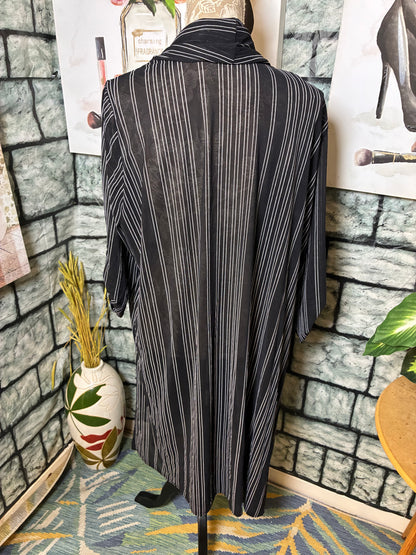 Siren Lily Black White Cover Duster Women sz 2XL