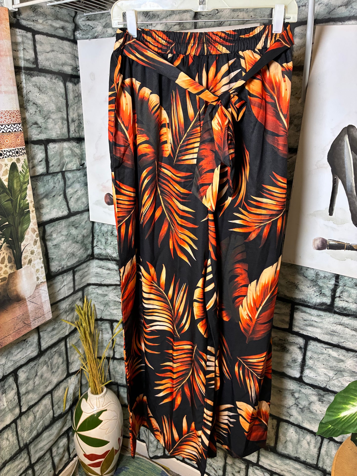 Shein Black Orange Print Pants Women sz Large