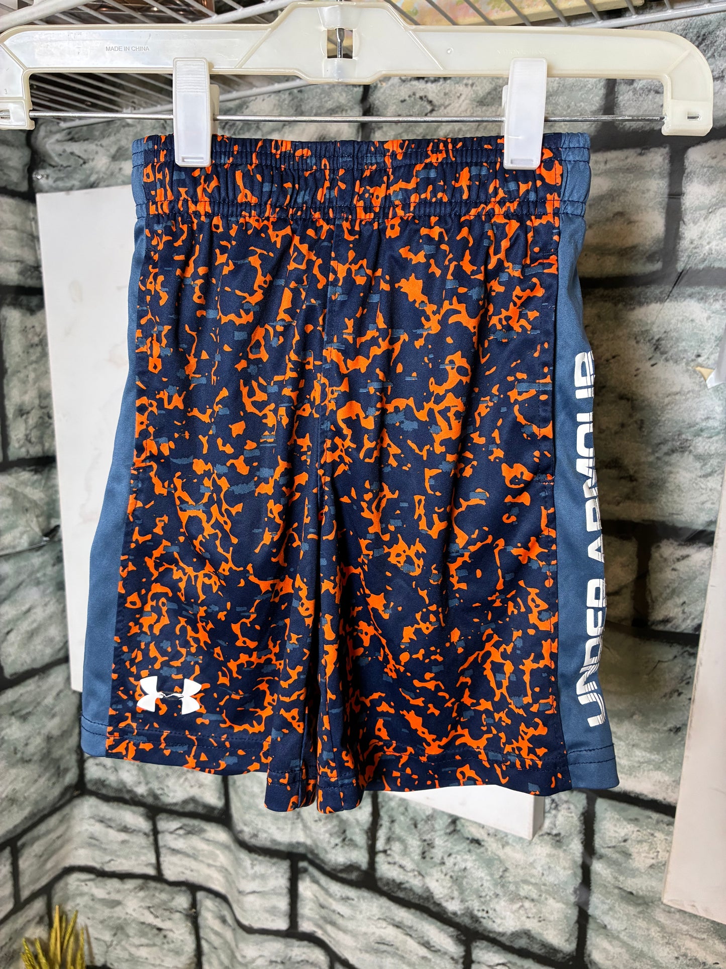 Under Armour Orange Blue Shorts Boys sz 6