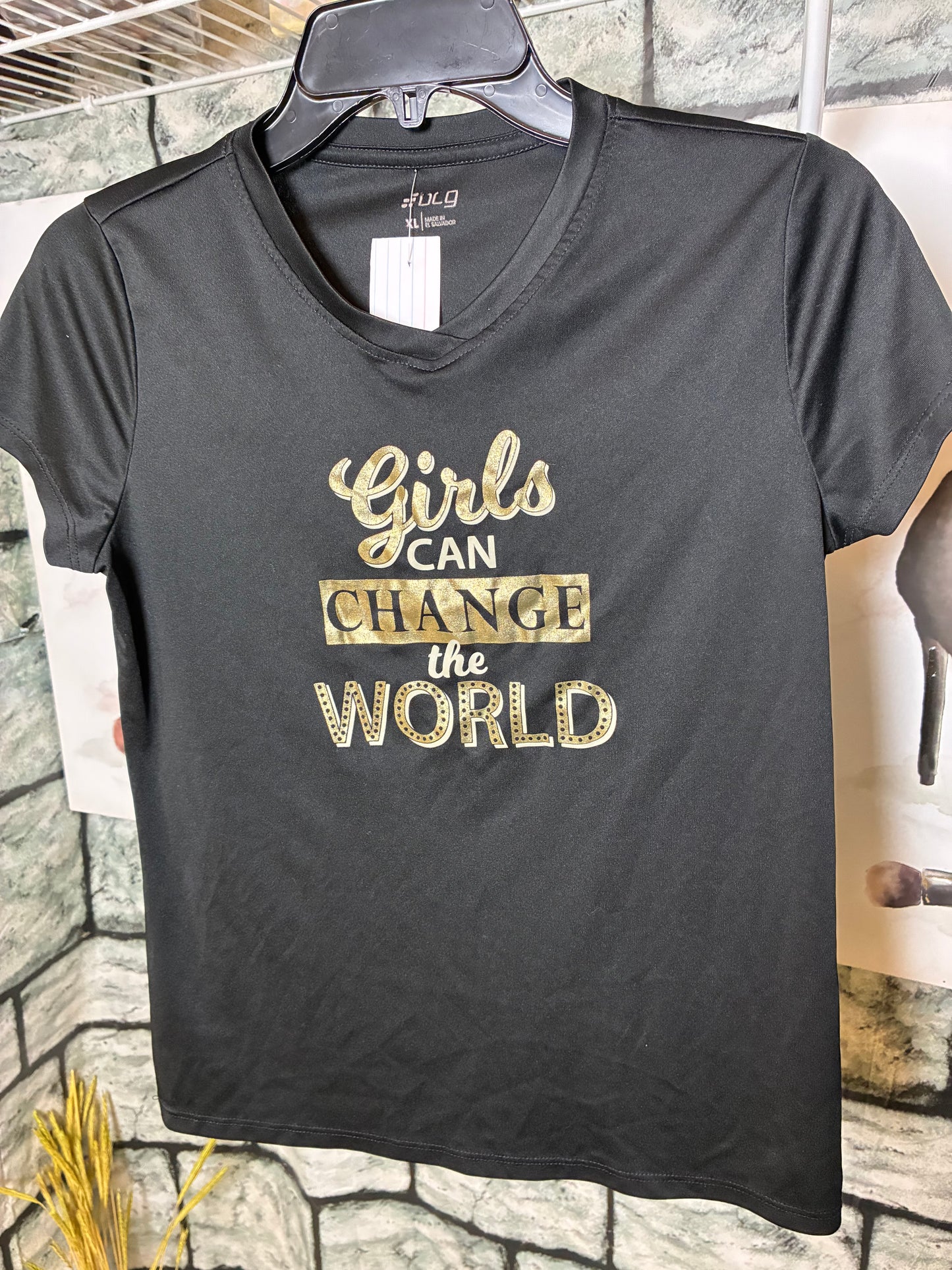 BCG "Girls Can" Black Gold Shirt Boys sz XL