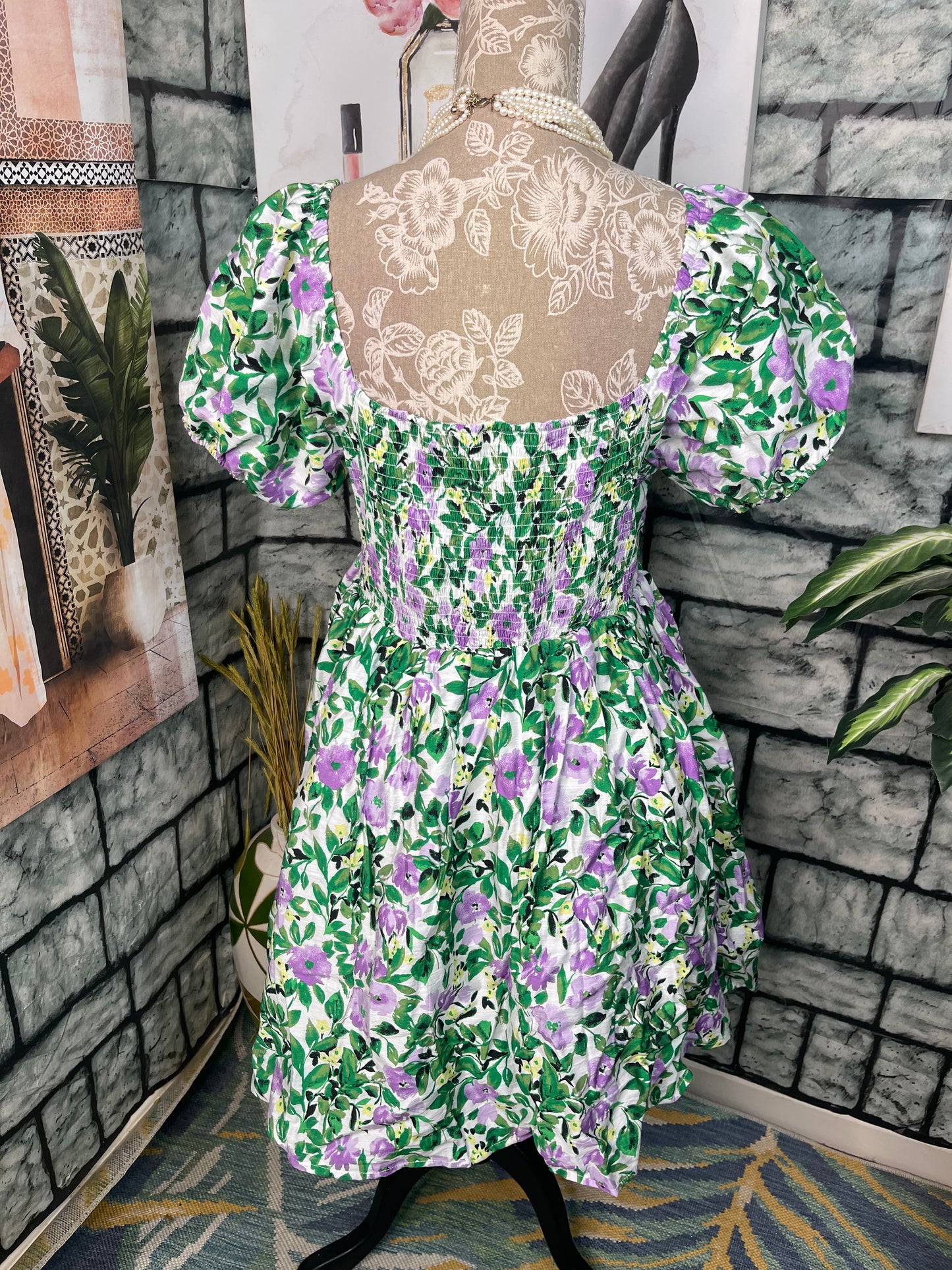In Loom Green Purple Floral Dress Women sz Large