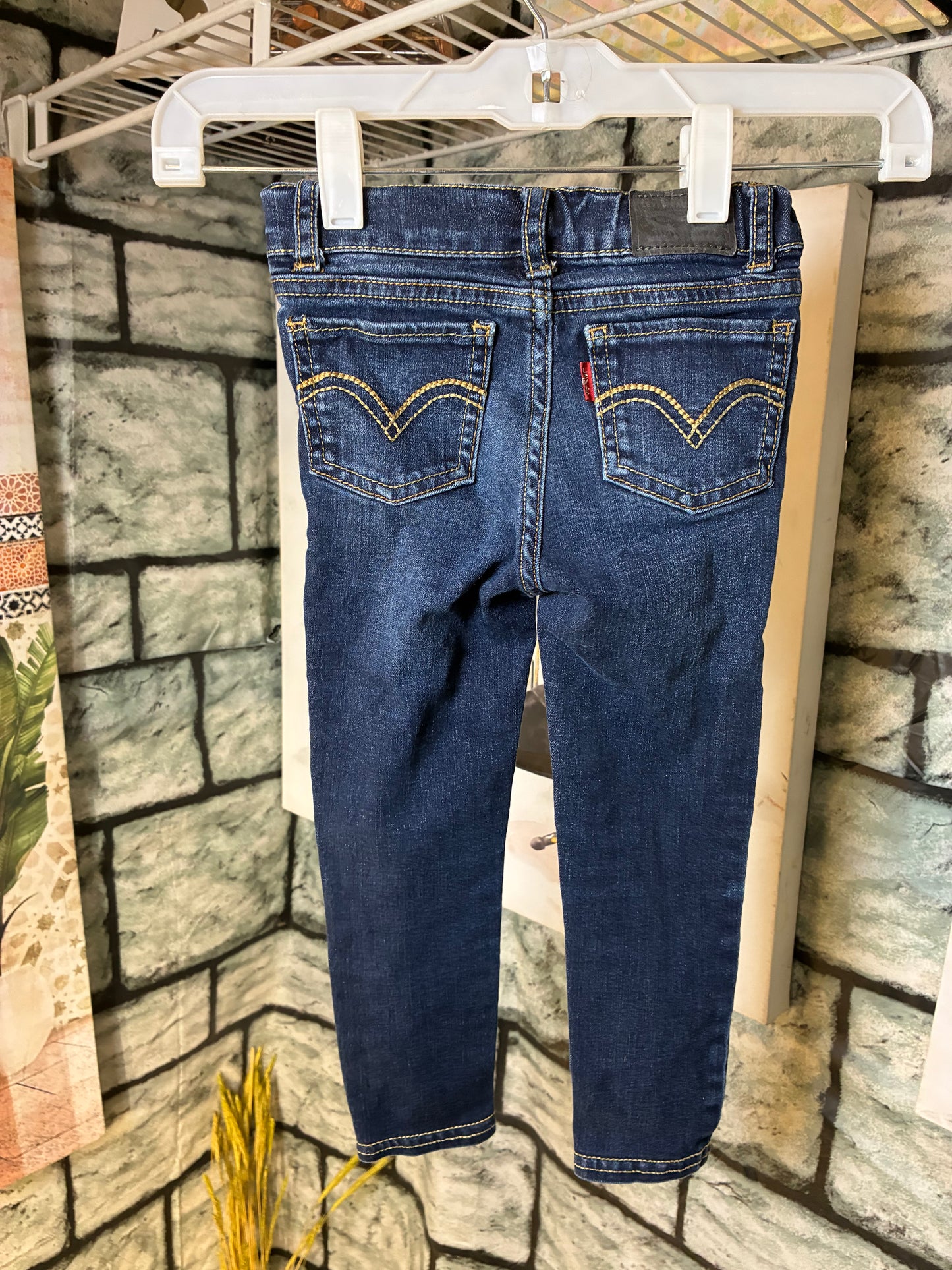 Levi Jeans Blue Boys sz 4