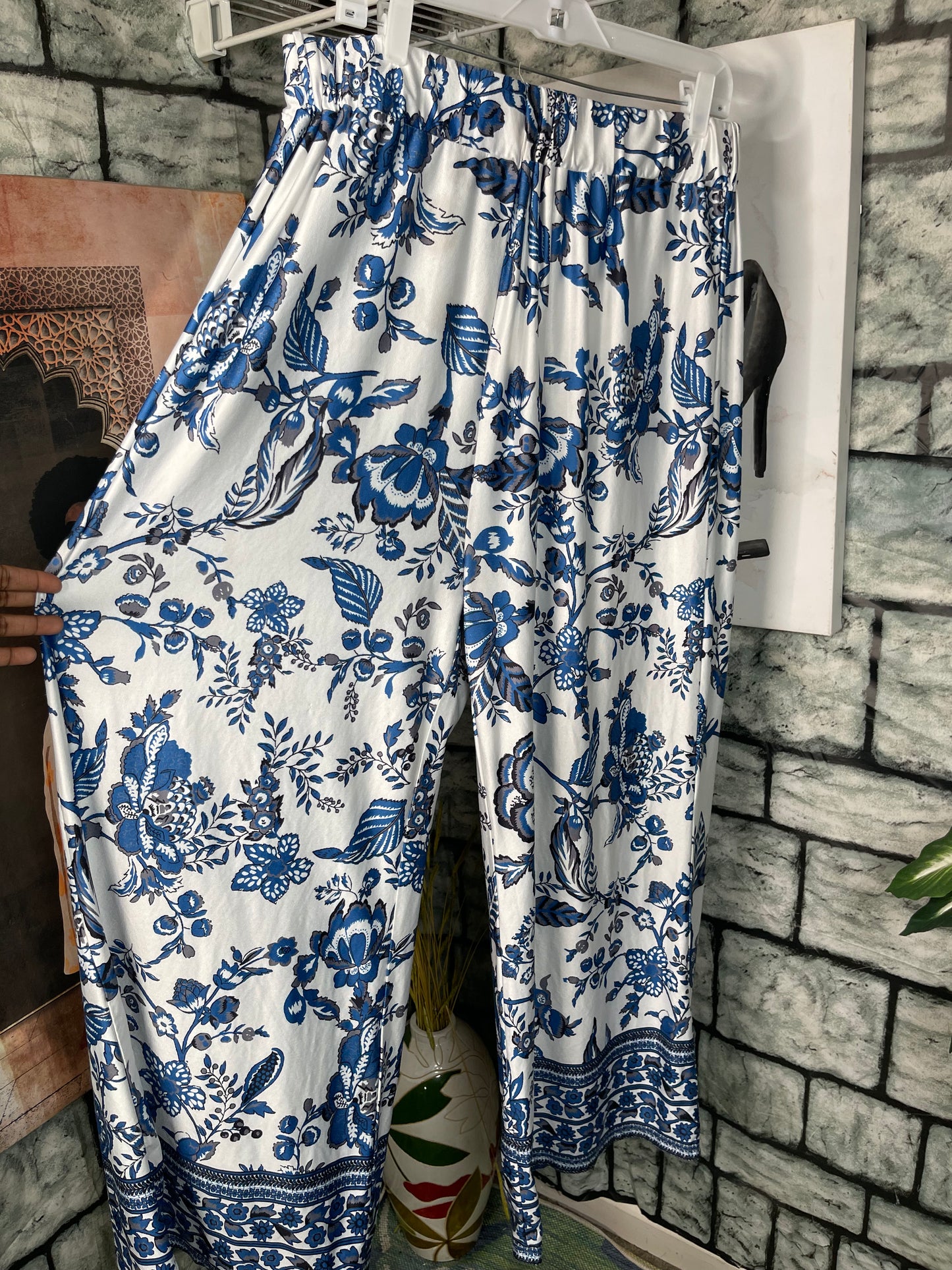It's Pink Blue White Floral Pants Women sz 1XL