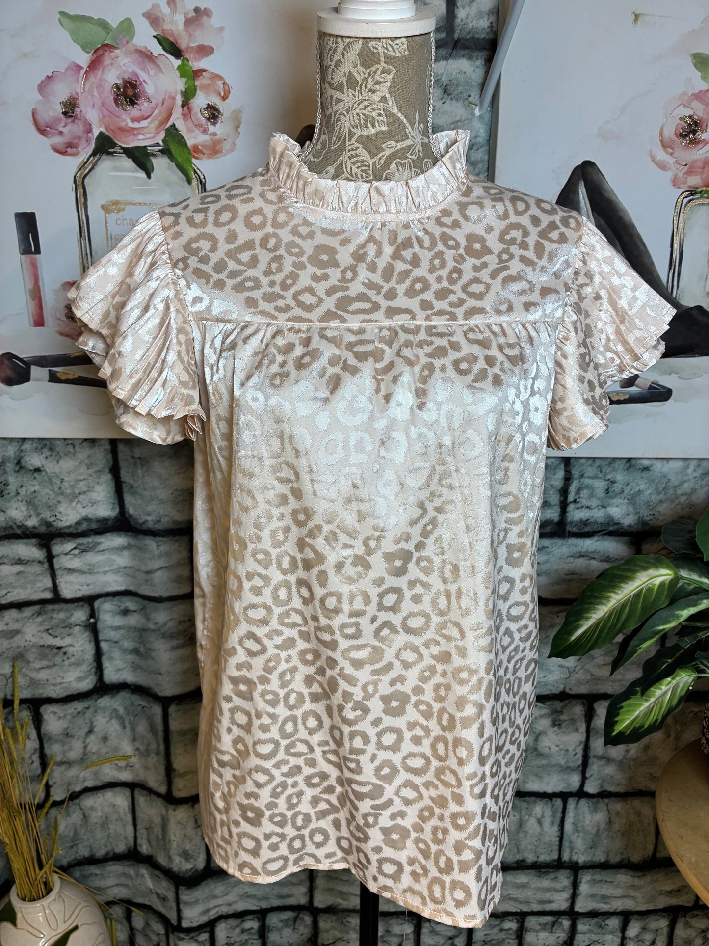 Shein Beige Print Blouse Women sz Large