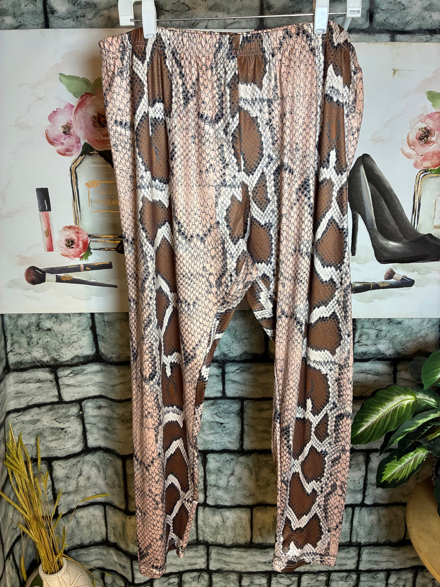 Shein Brown Print Tights Women sz 2XL