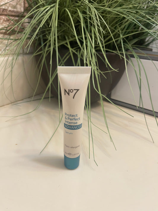 No 7 Serum