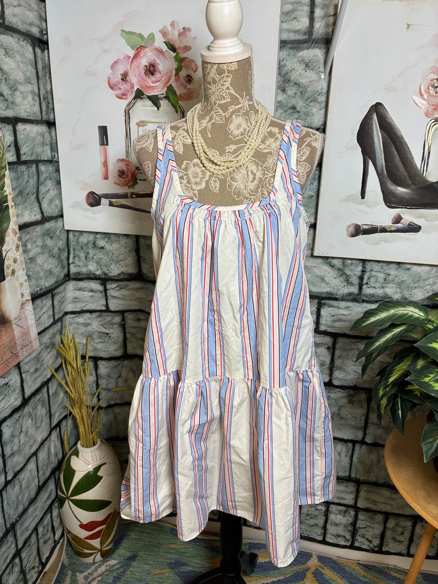 Old Navy White Red Blue Dress Women sz Medium