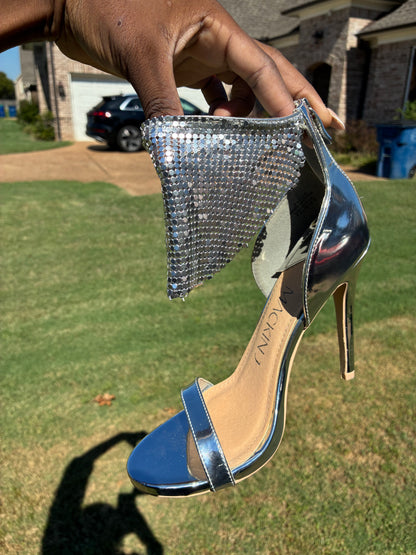 MackinJ Silver Heels Women sz 7.5